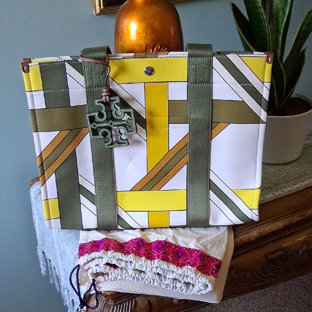 NWT - Tory Burch Yellow, Olive & White Geometric Tote